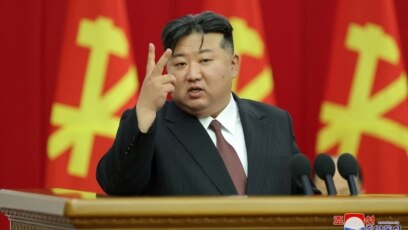 북한 “4.5t 초대형 탄두 신형 전술탄도미사일 시험발사 성공”…한국 “기만 가능성 커”
