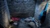 В подвале здания во временно оккупированном Изюме, где, по свидетельству мирных жителей, российские агрессоры их удерживали и пытали. 21 сентября 2022 года.