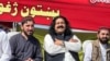 د على وزير وکيل سميع الله وزير وي او ای ډيوه ته وويل د على وزير سره سره د پى ټى اېم څلورو نورو فعالانو کامران خان، محمد نور زاده ، اولس يار او سيد بادشاه ضمانتونه هم منظور شوو او نن به د بنديخانې څخه خوشي کړې شي که چيرې استغاثې په نورو جورمونو کي تورن نه کړل