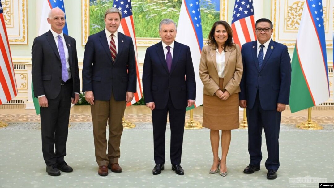 AQSh qonunchilari Toshkentda Prezident Mirziyoyev bilan suhbat qurdi, 27-mart, 2024 