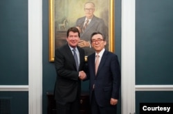 지난주 워싱턴을 방문한 조태열 한국 외교장관이 상원 외교위 소속인 빌 해거티 공화당 의원과 면담했다. 사진 = 한국 외교부.