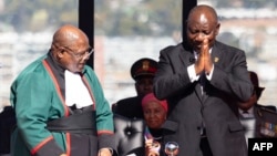  Cyril Ramaphosa wa Afrika Kusini akichukua kiapo cha kuwa rais wa nchi hiyo huko Pretoria Juni 19, 2024. Picha na Kim LUDBROOK / AFP)