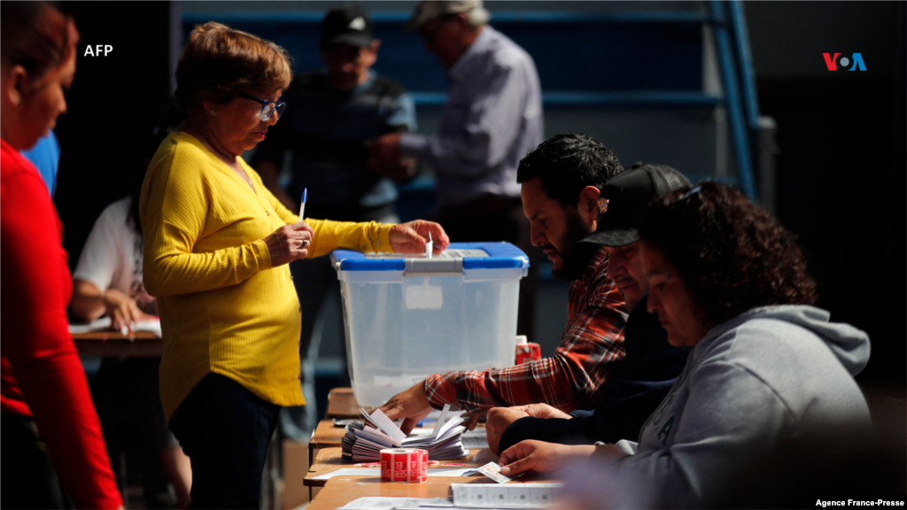 Los chilenos están convocados a las urnas este domingo para votar “a favor” o “en contra” de una nueva propuesta constitucional para reemplazar la Carta Magna vigente desde la dictadura de Augusto Pinochet.