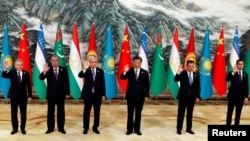 རྒྱ་ནག་དང་དབུས་ཨེ་ཤི་ཡའི་རྒྱལ་ཁབ་ཁག་གི་འགོ་ཁྲིད་ཚོ།