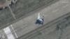 Una imagen satelital muestra un bombardero preparándose para despegar en la base aérea de Engels en Saratov, Rusia, el 3 de diciembre de 2022.