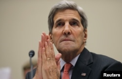 U.S. Secretary of State John Kerry testifies before a House Foreign Affairs Committee hearing on the Iran nuclear agreement in Washington, July 28, 2015.
