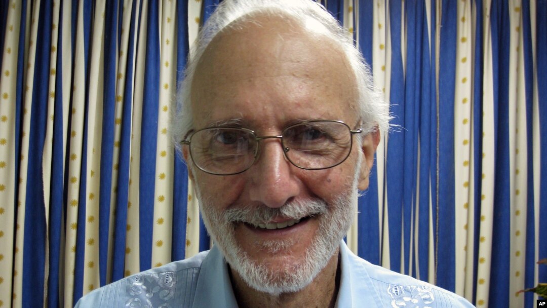 "Este es un golpe devastador para Alan y nuestra familia", dijo la mujer de Alan Gross,