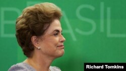 La mandataria de Brasil, Dilma Rousseff, atraviesa las peores semanas desde que asumió por primera vez la presidencia.