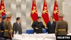 北韓領導人金正恩出席朝鮮勞動黨中央軍事委員會的擴大會議（2022年6月23日）
