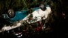 Cuatro muertos y 16 heridos en autobús que rueda por precipicio en Ecuador