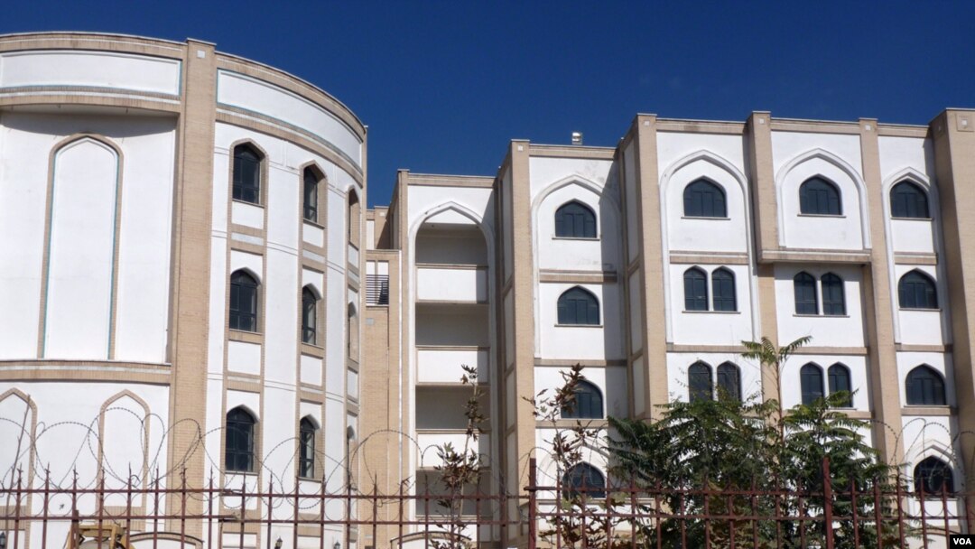 Housing and classrooms for the Khatam al Nabeyeen Mosque and madrassah in Kabul spread across several blocks. The center is said to teach a curriculum similar to that taught in Iran. (S. Behn/VOA)