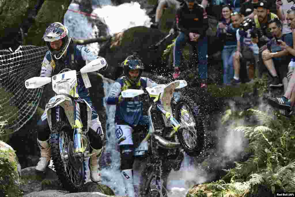 Graham Jarvis and Billy Bolt race at Toyota Porto Extreme XL Lagares, Portugal, May 12, 2019.