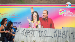 Mural muestra sonrientes al presidente Daniel Ortega y a su esposa y vicepresidenta, Rosario Murillo, en Managua, Nicaragua. [Fotografía: Houston Castillo Vado]