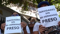Una constancia de vida piden familiares de opositores arrestados en Venezuela
