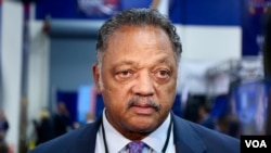 El activista de derechos civiles reverendo Jesse Jackson dice que la marcha por los derechos civiles continúa.