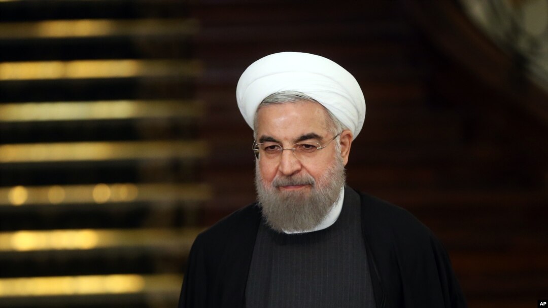 Iranian President Hassan Rouhani attends a joint press conference with his Chinese counterpart Xi Jinping after their meeting at the Saadabad Palace in Tehran, Jan. 23, 2016. 
