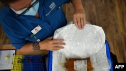 Es parte de un ensayo en curso para ver si los anticuerpos en el plasma de los sobrevivientes de COVID-19.
