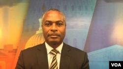 Abel Chivukuvuku (Foto de Arquivo)