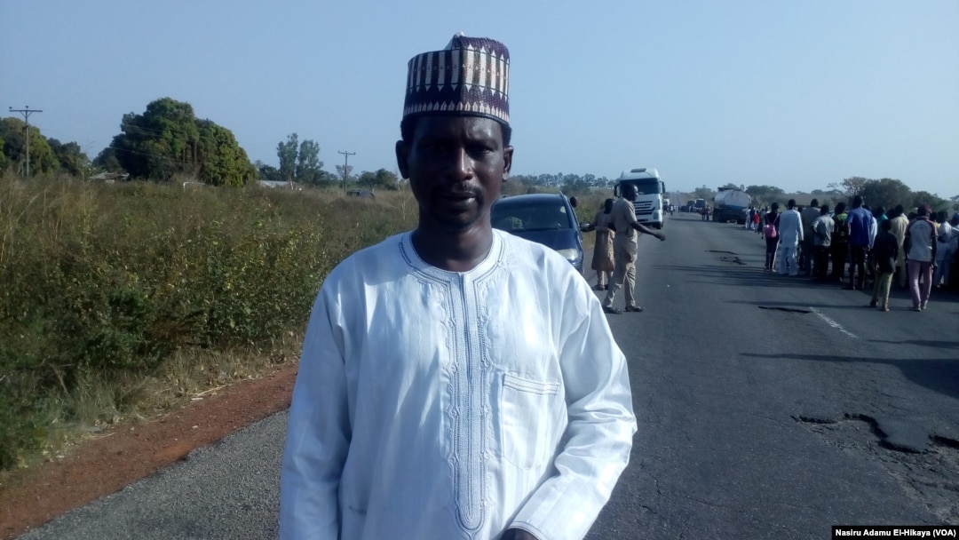 Nasiru Adamu El-Hiyaka Lokacin Kan Hanyar Kaduna Zuwa Abuja