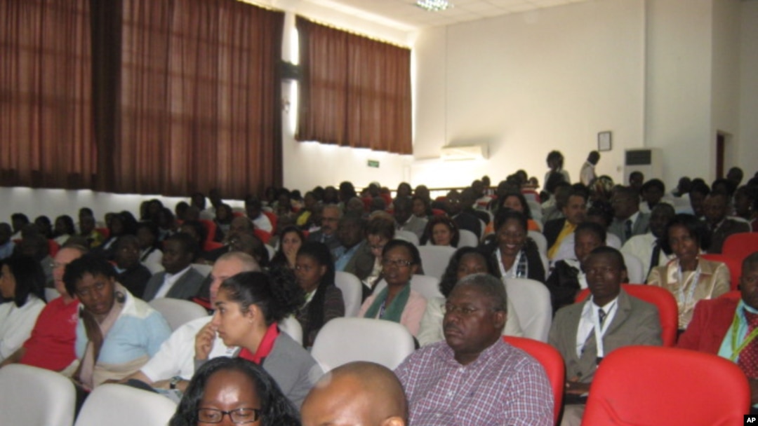 Participantes nas Jornadas Cientificas da Faculdade de Medicina de Malanje