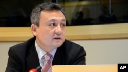 To'lqin Isa, Jahon Uyg'urlari Kongressi bosh kotibi. Tashkilot Germaniyada asoslangan. 