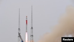 中國2023年7月12日稱“朱雀二號”遙二運載火箭當天於酒泉衛星發射中心升空。