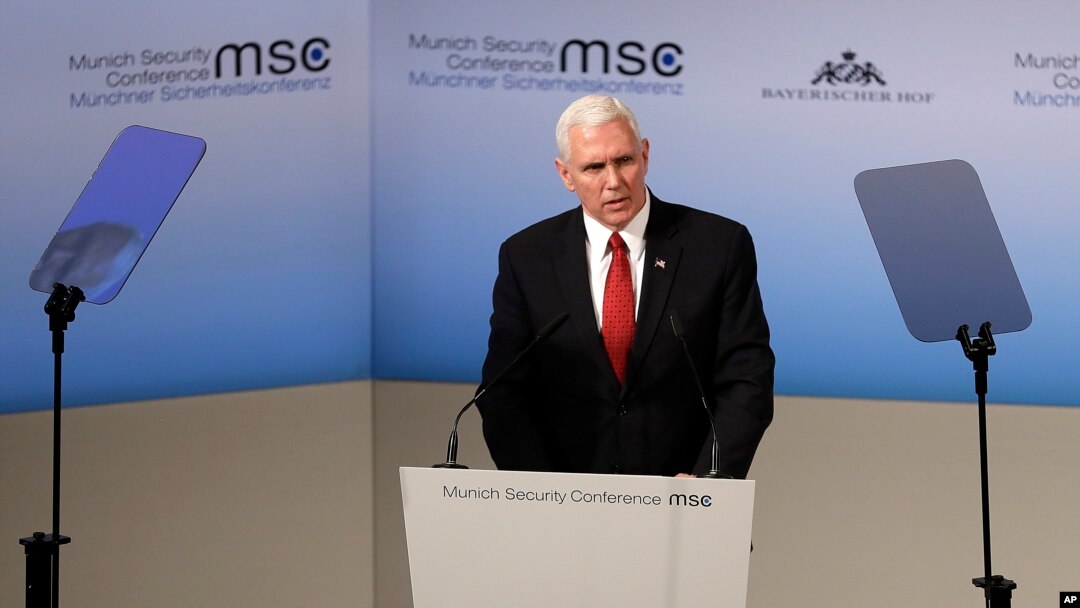 Makamu wa Rais Mike Pence akizungumza kwenye mkutano wa usalama Munich, Ujerumani, Feb. 18, 2017. 