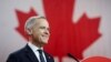 Cựu thống đốc ngân hàng trung ương Mark Carney phát biểu sau khi giành chiến thắng trong cuộc đua trở thành lãnh đạo Đảng Tự do cầm quyền của Canada, tại Ottawa, hôm 9/3/2025. Ông Carney sẽ kế nhiệm Justin Trudeau làm thủ tướng.