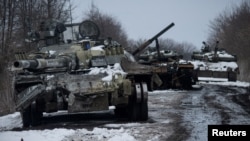 Колонна российских танков, разгромленная ВСУ на подступах к Сумам
