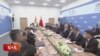 རྒྱ་དཀར་ནག་གཉིས་ཀྱིས་དོགས་པ་དང་བཅས་འབྲེལ་ལམ་གོང་སྤེལ།