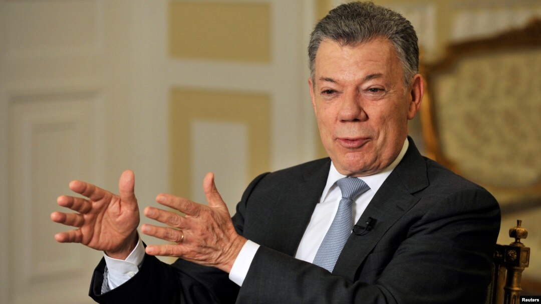 El saliente presidente de Colombia, Juan Manuel Santos la decisión final sobre el cese el fuego con el ELN recaerá en el nuevo gobierno.