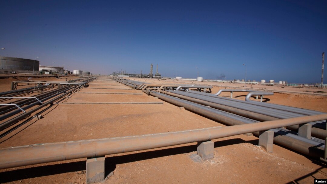 (File) The Libyan Oil Refining Company (LERCO) in Ras Lanuf, about 660 km (410 miles) west of Tripoli.