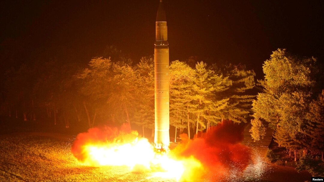 북한이 지난달 28일 발사한 대륙간탄도미사일(ICBM).