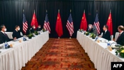 美中兩國高級外交官員在阿拉斯加舉行雙邊高層會談。（2021年3月18日）