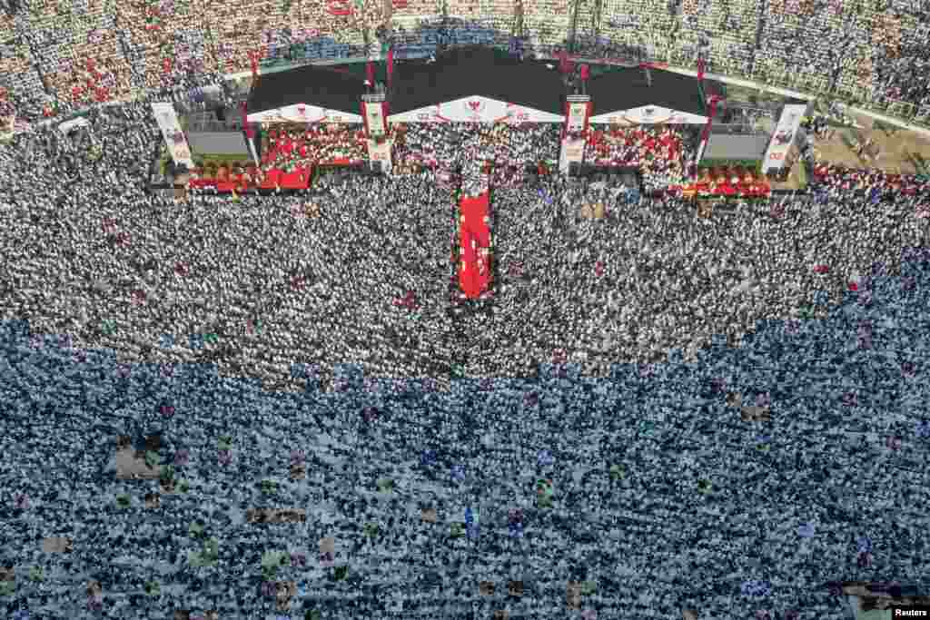 An aerial view of a campaign rally of Indonesia's presidential candidate Prabowo Subianto and his running mate Sandiaga Uno at Gelora Bung Karno Main Stadium in Jakarta in this photo taken by Antara Foto.