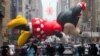 Desfile del Día de Acción de Gracias de Macy’s: globos gigantes, clima lluvioso y 21 manifestantes arrestados