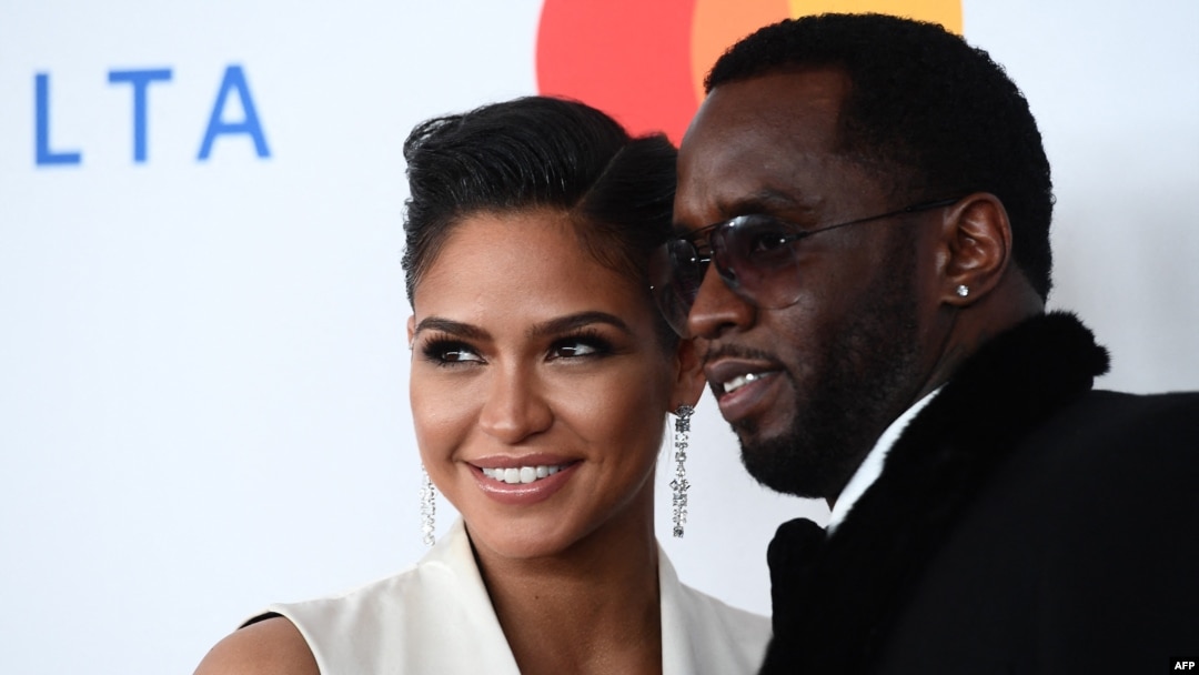 Diddy, hagu, da Cassie, dama, a shekarar 2018 a New York
