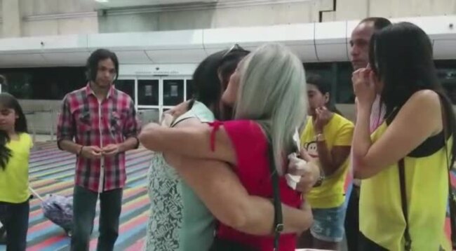 Venezolanos salen de su país tras reelección de Maduro