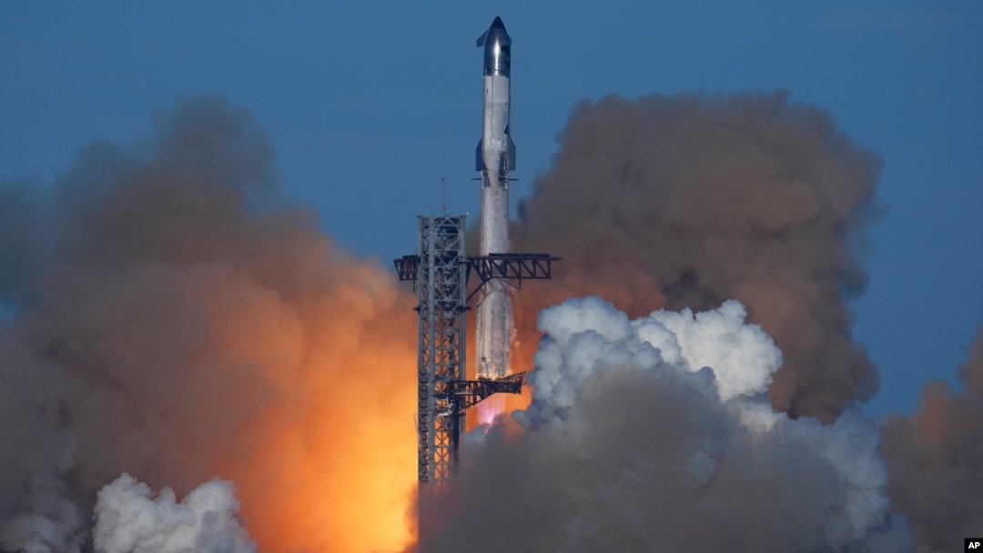 El cohete Starship despega durante un vuelo de prueba en Boca Chica, Texas, el 16 de enero de 2025. AP/Eric Gay