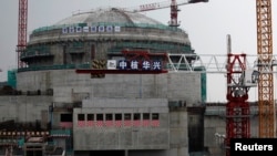 廣東省台山核電站的一個核反應堆正在建設中。（2013年10月17日）