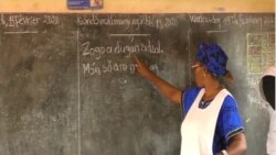 Igreja kinbanguista ensina língua africana Mandombe 2:15