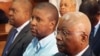 Armando Guebuza (à esquerda do filho Ndambi Guebuza) era chamado de "papá" por Jean Boustani