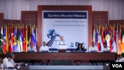 Calderón dijo que en la clausura de la conferencia que es fundamental controlar el mercado de armas.