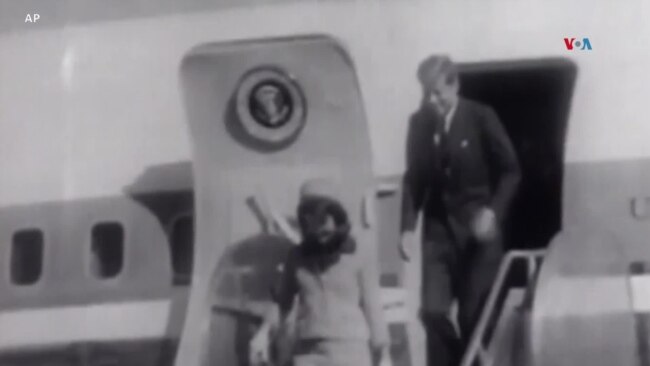 Nuevos documentos aumentan interés en el caso del asesinato de JFK